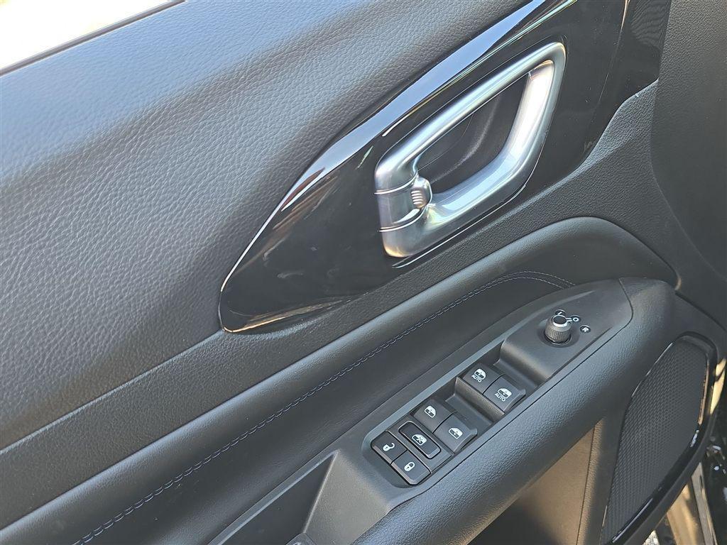 new 2026 Jeep Compass car, priced at $30,696