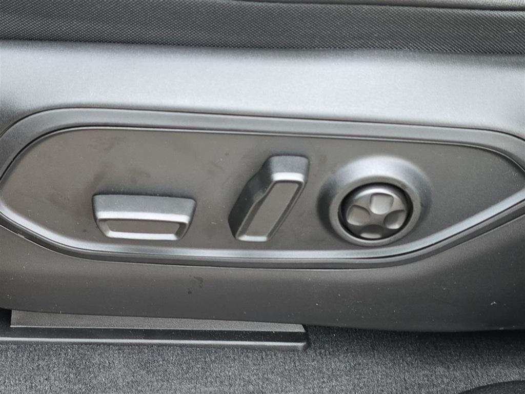 new 2025 Jeep Grand Cherokee car, priced at $47,960