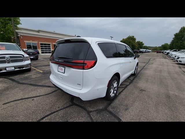 used 2024 Chrysler Pacifica car, priced at $39,989