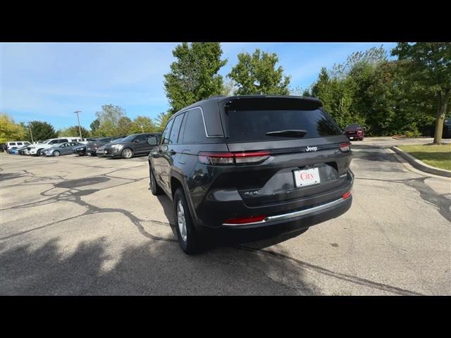 new 2025 Jeep Grand Cherokee car, priced at $38,905