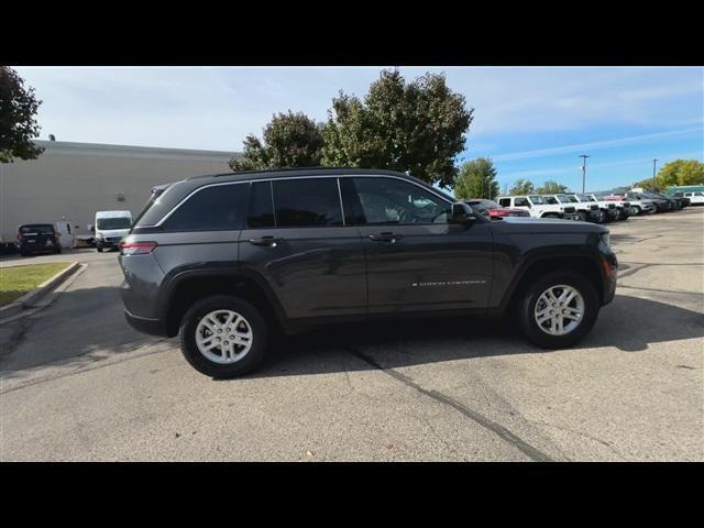 new 2025 Jeep Grand Cherokee car, priced at $38,905