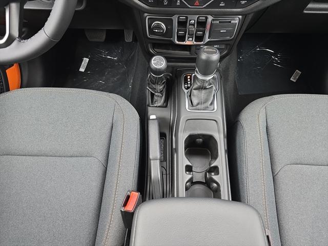 new 2025 Jeep Gladiator car, priced at $46,358