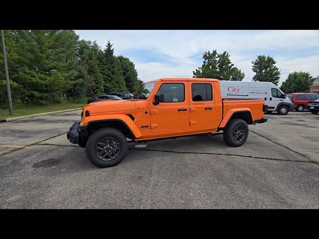 new 2025 Jeep Gladiator car, priced at $46,358