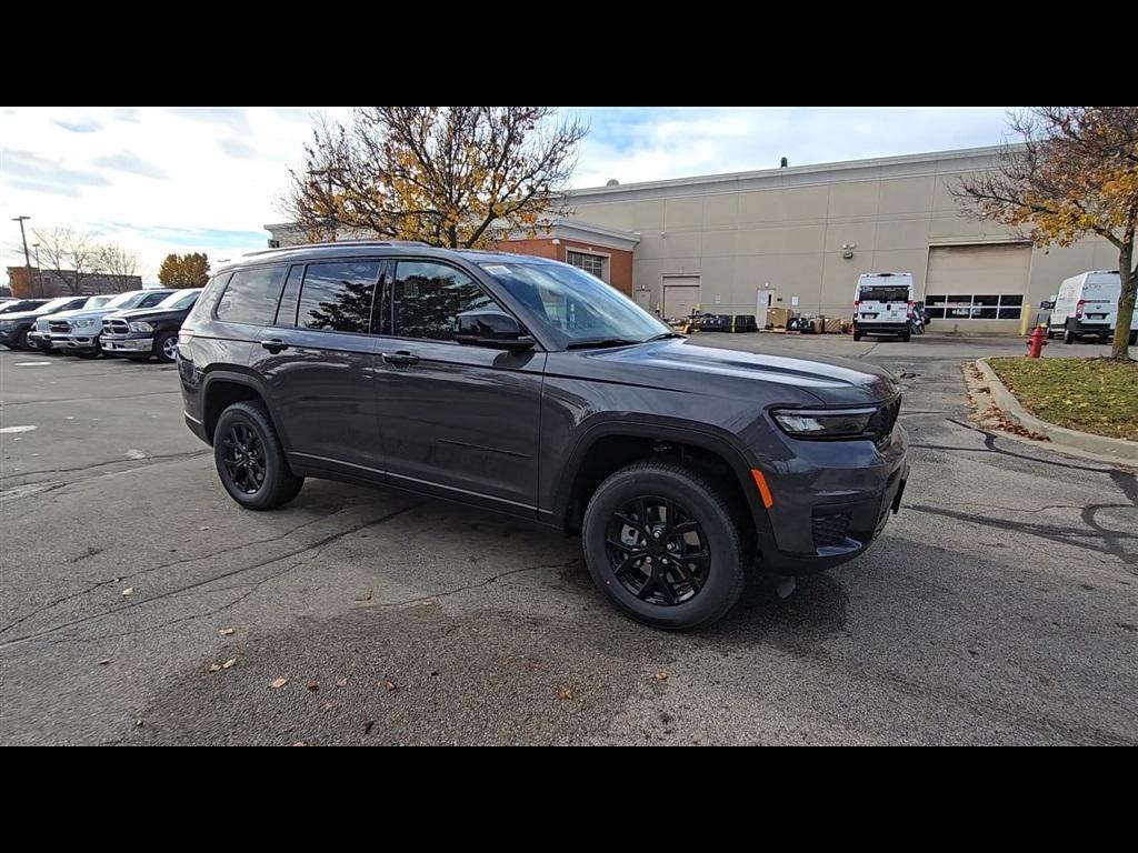 new 2025 Jeep Grand Cherokee L car, priced at $44,281