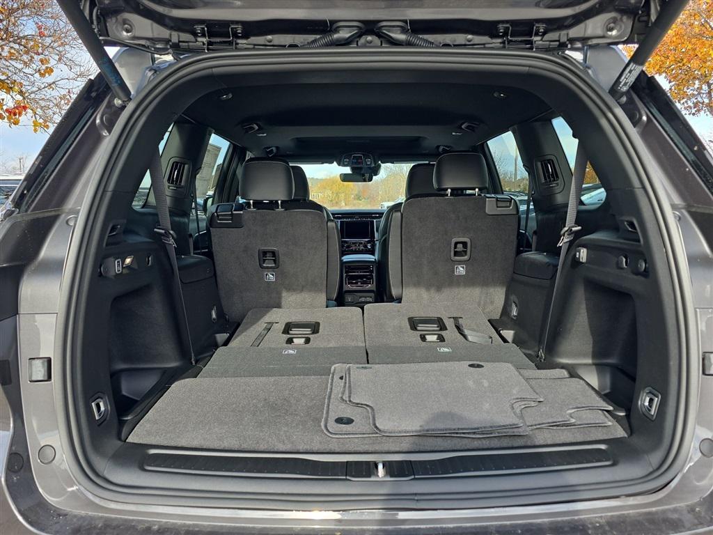 new 2025 Jeep Grand Cherokee L car, priced at $44,281