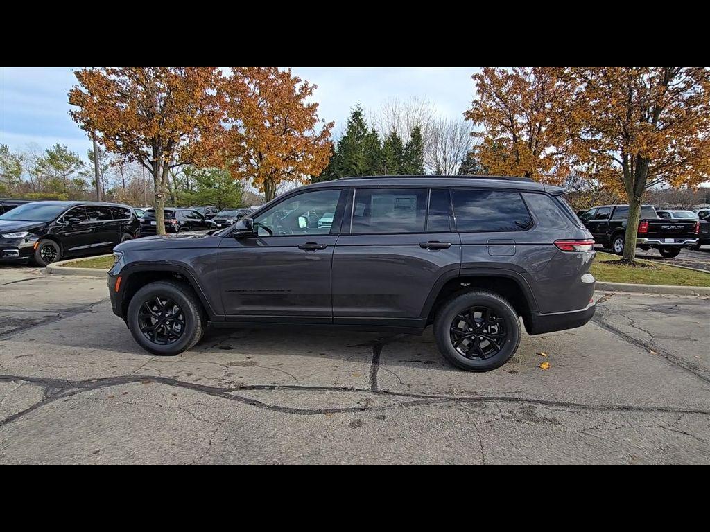new 2025 Jeep Grand Cherokee L car, priced at $43,467