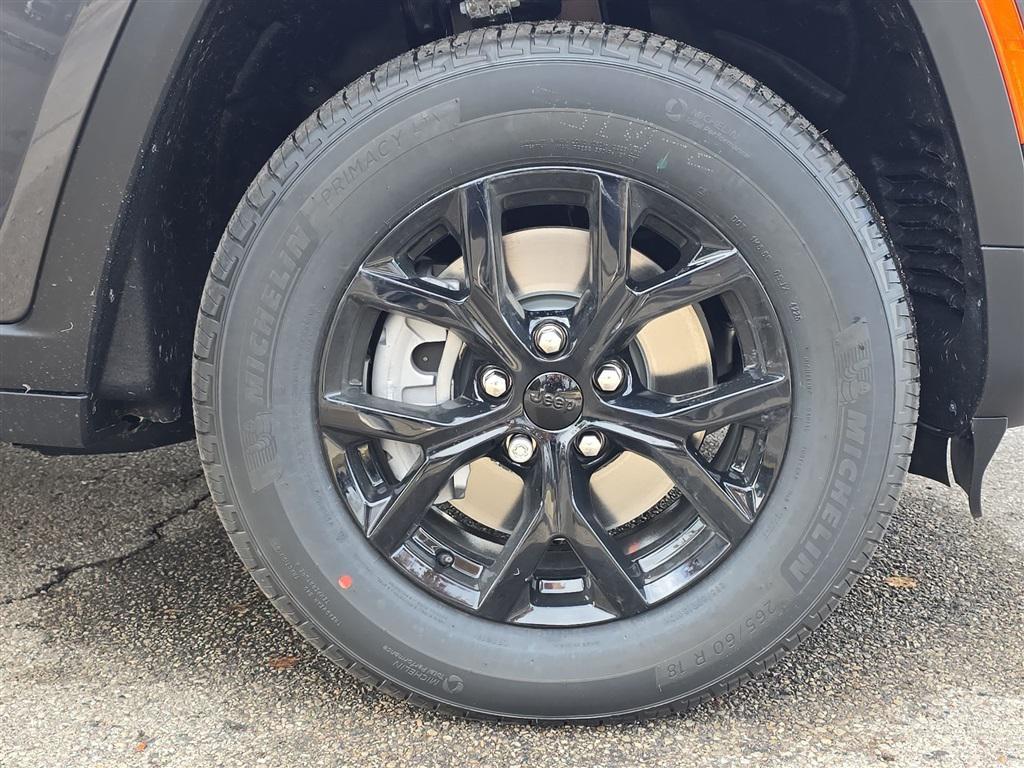 new 2025 Jeep Grand Cherokee L car, priced at $44,281