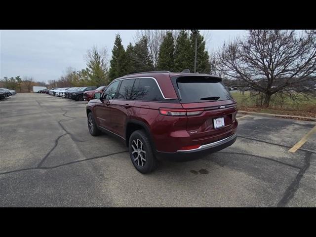 new 2025 Jeep Grand Cherokee car, priced at $47,334