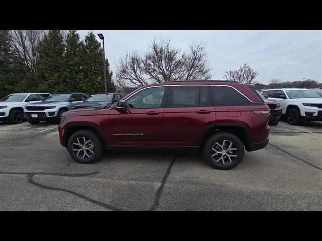 new 2025 Jeep Grand Cherokee car, priced at $47,334