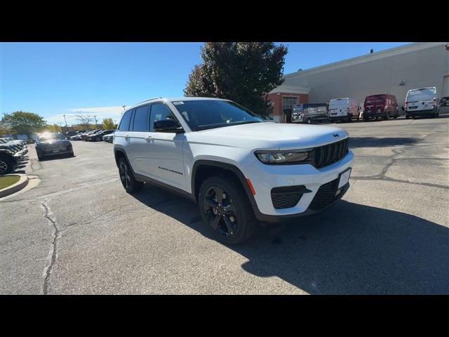 new 2025 Jeep Grand Cherokee car, priced at $41,877