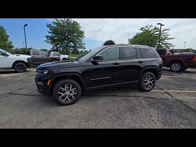 new 2025 Jeep Grand Cherokee car, priced at $47,017