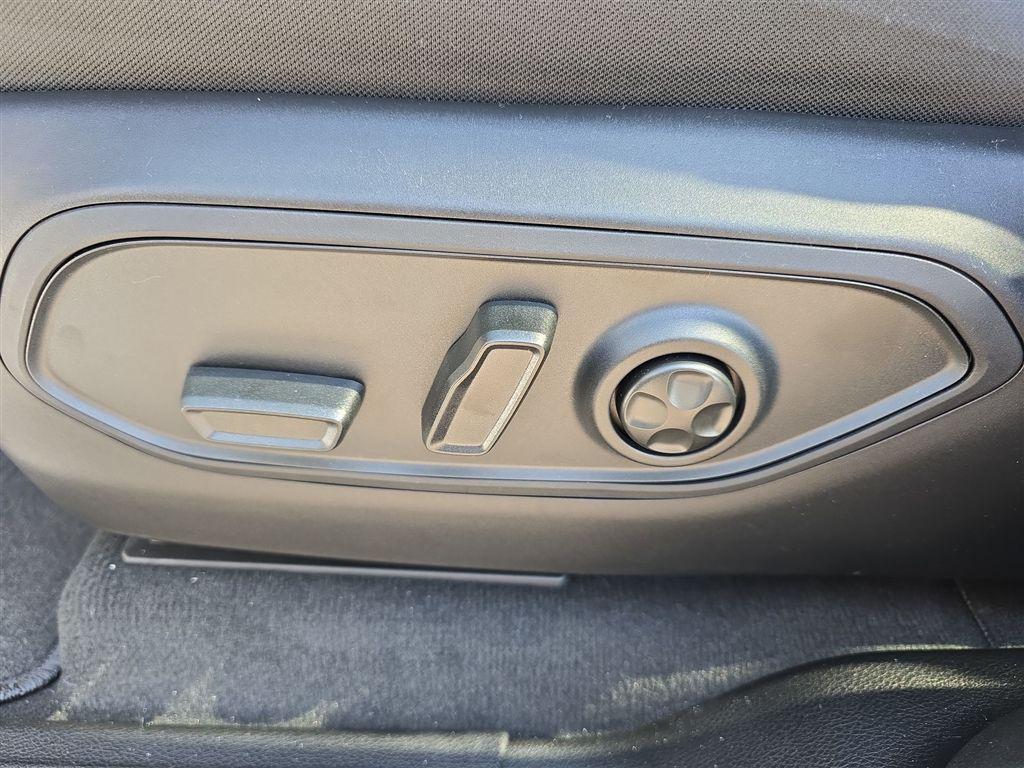 new 2025 Jeep Grand Cherokee car, priced at $34,954