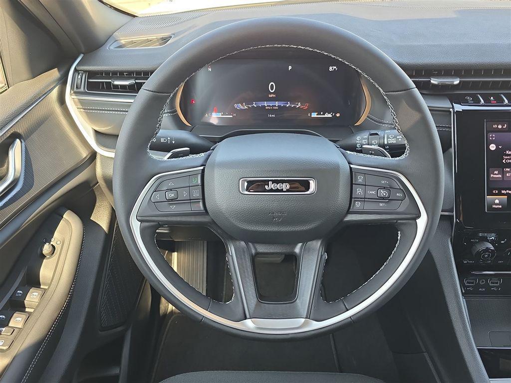 new 2025 Jeep Grand Cherokee car, priced at $34,954