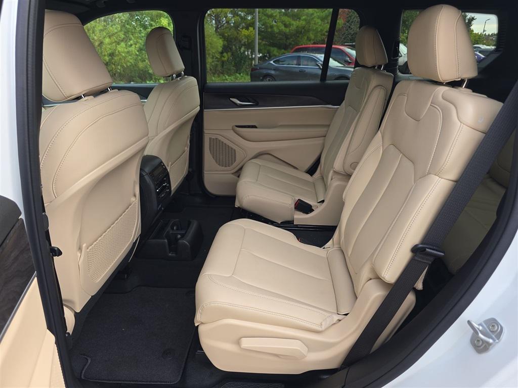 new 2025 Jeep Grand Cherokee L car, priced at $44,993