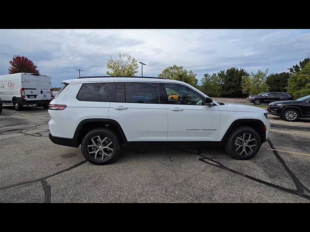 new 2025 Jeep Grand Cherokee L car, priced at $44,993