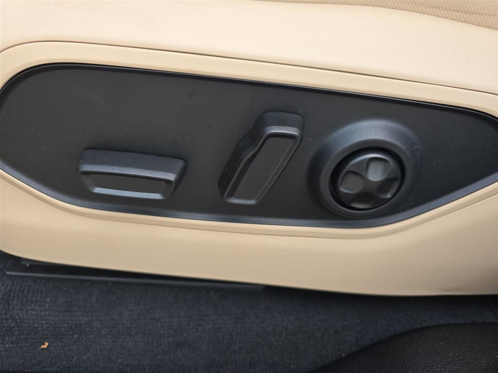 new 2025 Jeep Grand Cherokee L car, priced at $44,993