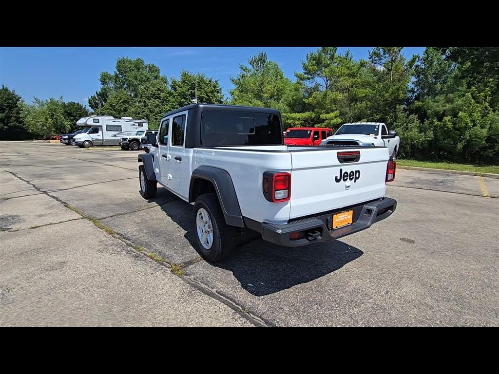 used 2023 Jeep Gladiator car, priced at $26,290
