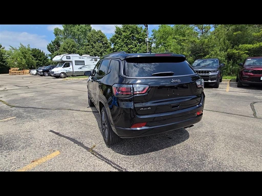 used 2022 Jeep Compass car, priced at $23,390