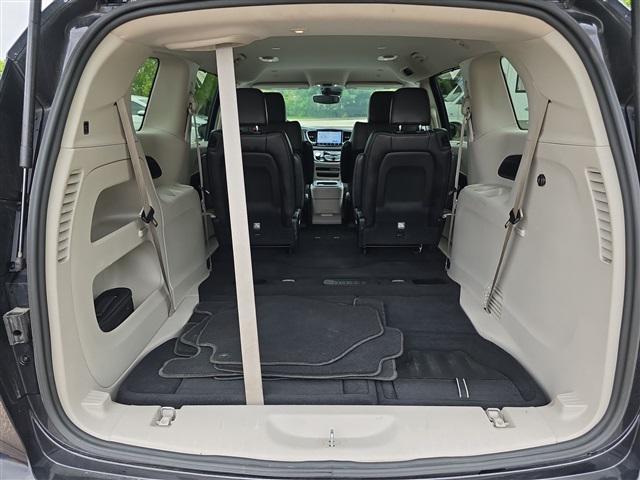 used 2023 Chrysler Pacifica car, priced at $23,990