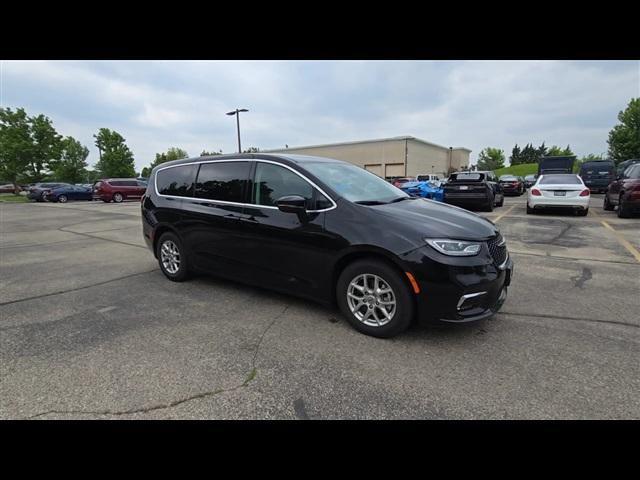 used 2023 Chrysler Pacifica car, priced at $23,990