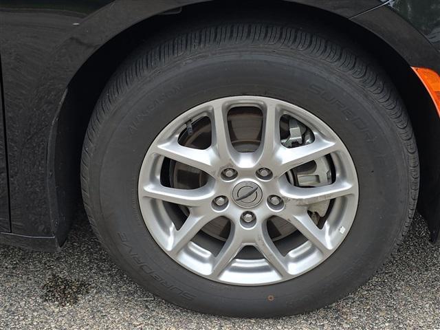 used 2023 Chrysler Pacifica car, priced at $23,990