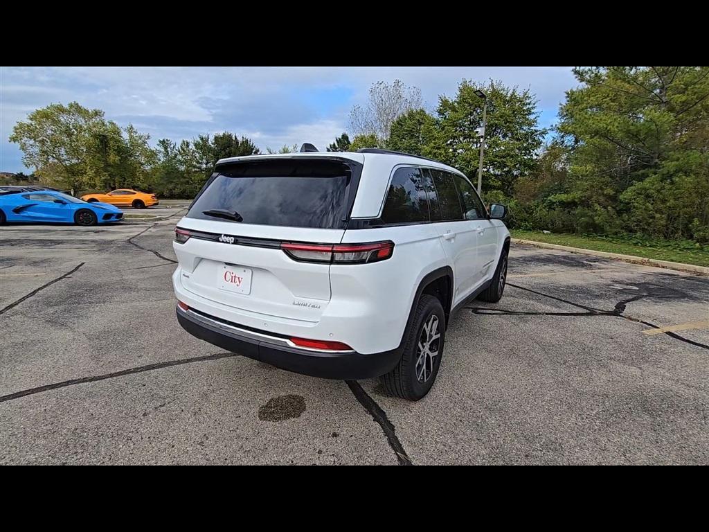 new 2025 Jeep Grand Cherokee car, priced at $44,991