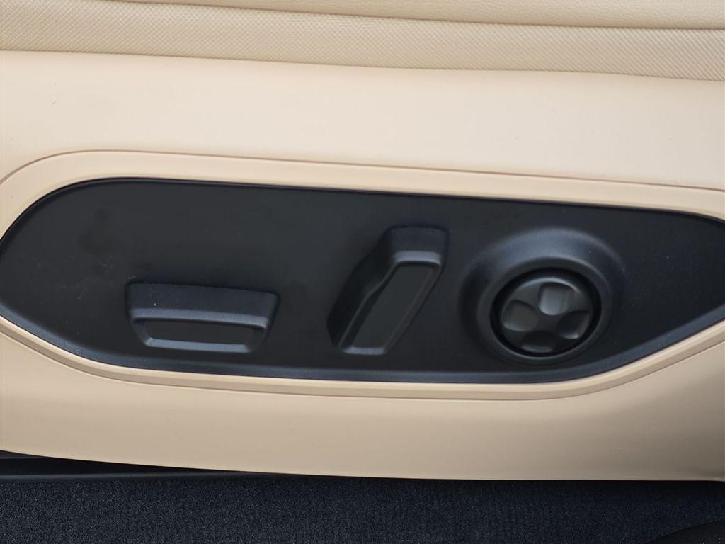 new 2025 Jeep Grand Cherokee car, priced at $46,241