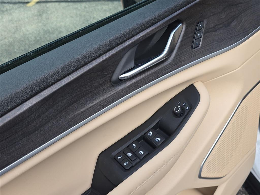 new 2025 Jeep Grand Cherokee car, priced at $44,991