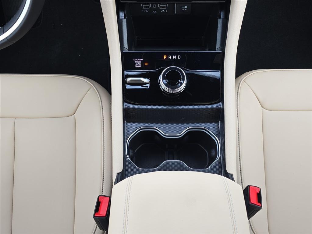 new 2025 Jeep Grand Cherokee car, priced at $44,991