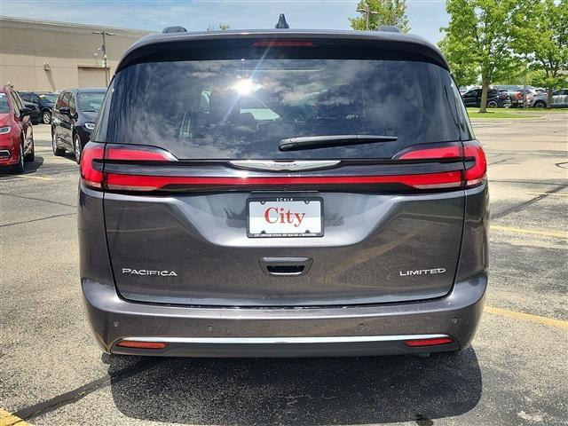 used 2023 Chrysler Pacifica car, priced at $27,590