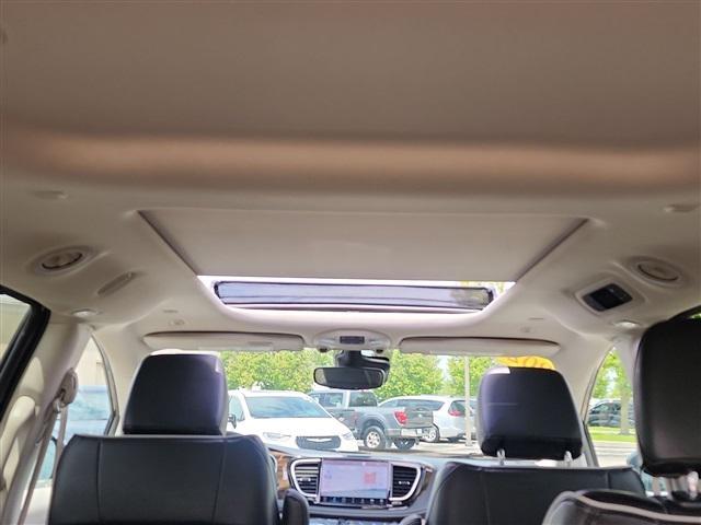 used 2023 Chrysler Pacifica car, priced at $27,590