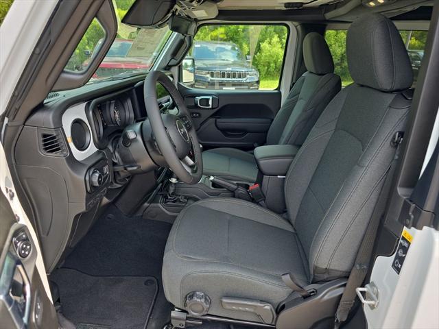 new 2025 Jeep Wrangler car, priced at $35,857