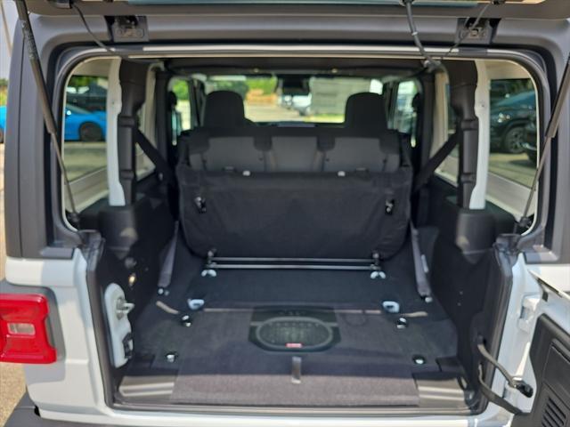 new 2025 Jeep Wrangler car, priced at $35,857