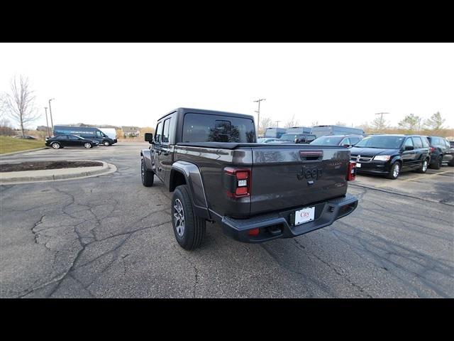 new 2024 Jeep Gladiator car, priced at $44,912