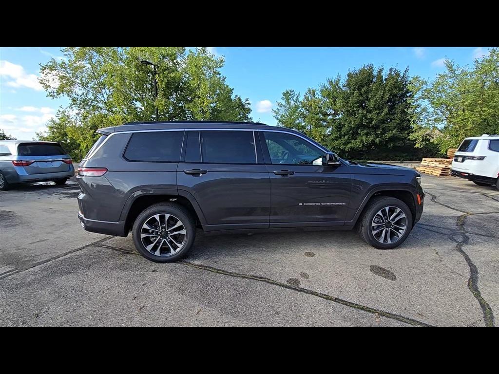 new 2025 Jeep Grand Cherokee L car, priced at $61,636