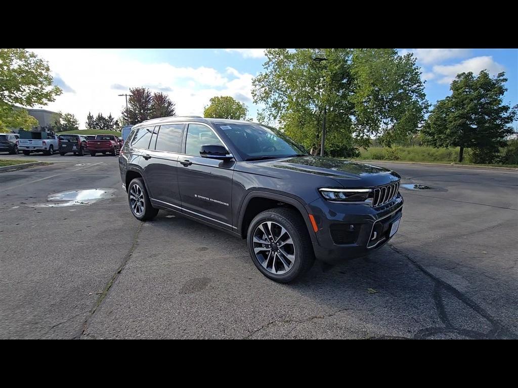 new 2025 Jeep Grand Cherokee L car, priced at $61,636