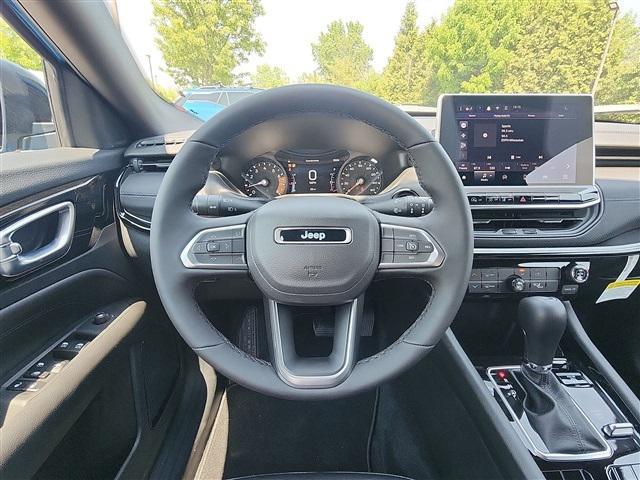 new 2025 Jeep Compass car, priced at $27,838