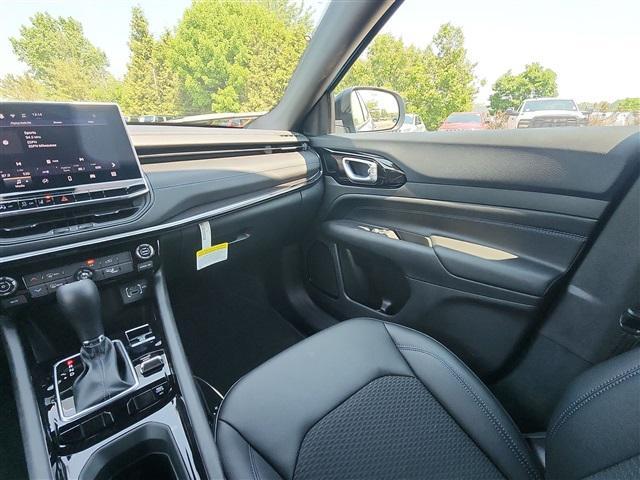 new 2025 Jeep Compass car, priced at $27,838