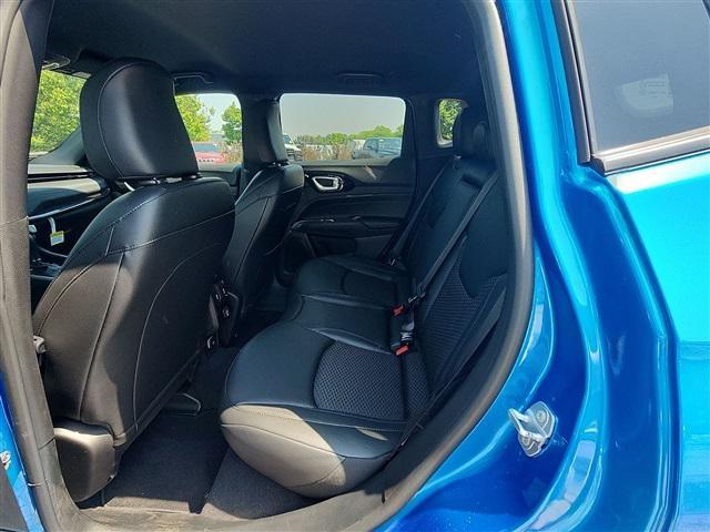 new 2025 Jeep Compass car, priced at $27,838