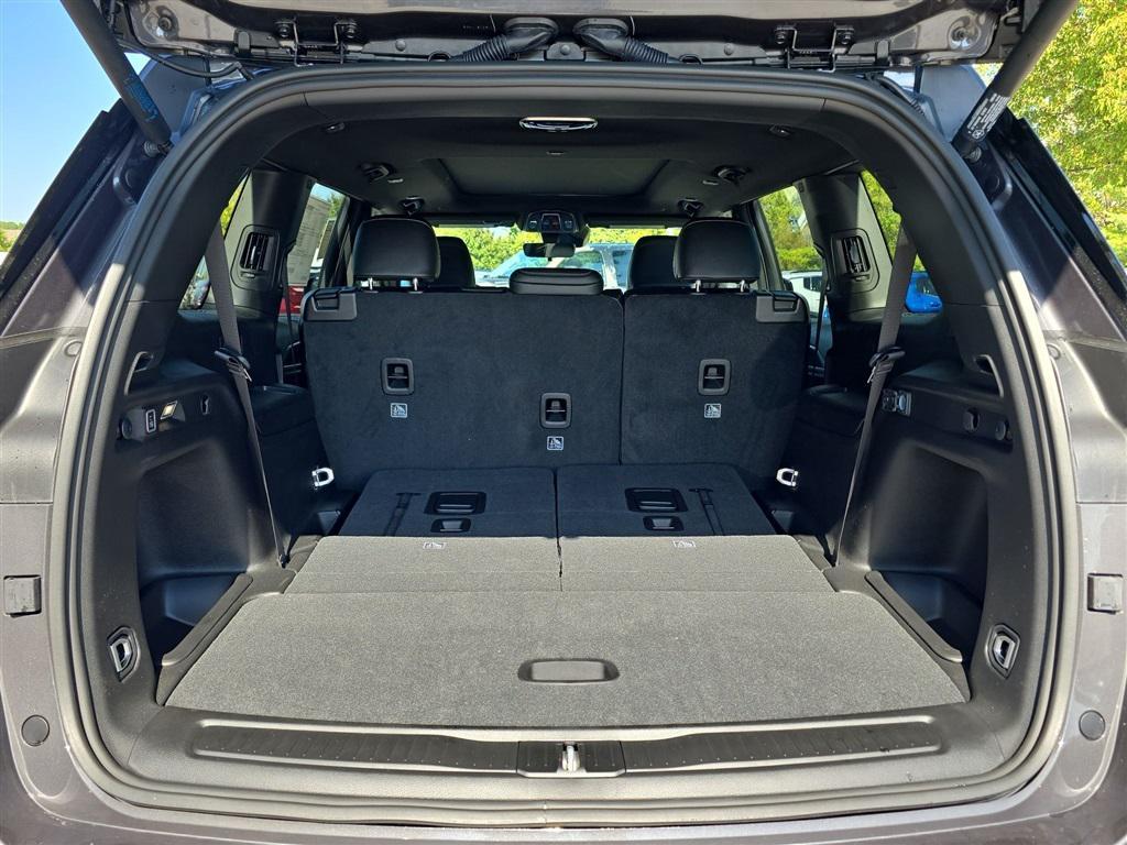 new 2025 Jeep Grand Cherokee L car, priced at $49,201