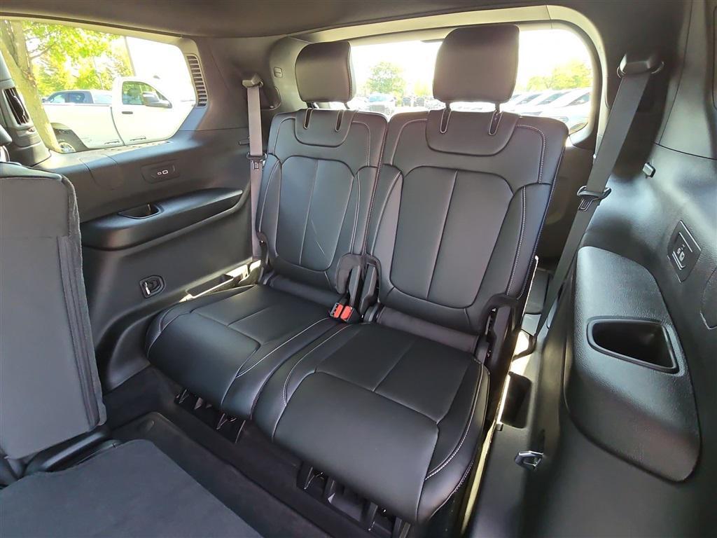 new 2025 Jeep Grand Cherokee L car, priced at $49,201