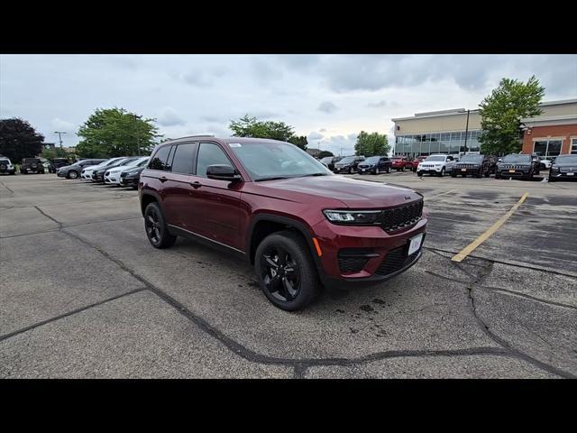 new 2025 Jeep Grand Cherokee car, priced at $42,026