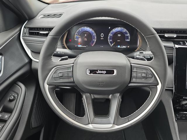 new 2025 Jeep Grand Cherokee car, priced at $42,026