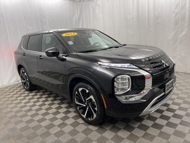 new 2024 Mitsubishi Outlander car, priced at $38,135