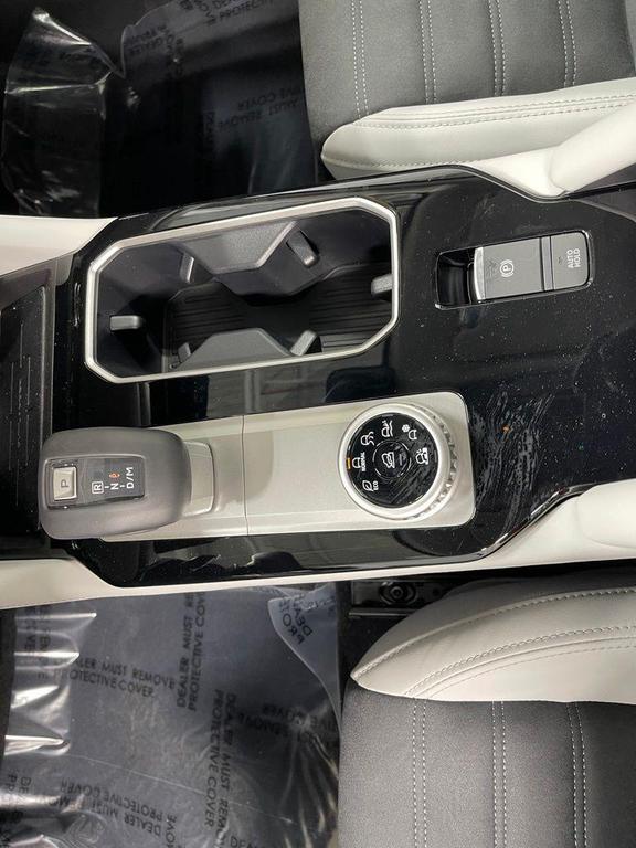 new 2025 Mitsubishi Outlander car, priced at $37,255
