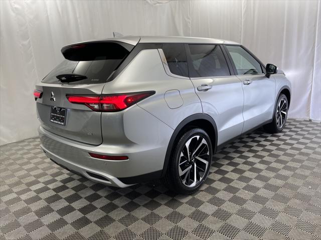 new 2024 Mitsubishi Outlander car, priced at $38,045