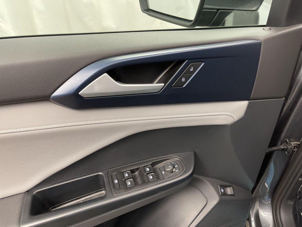 used 2024 Volkswagen Taos car, priced at $19,495