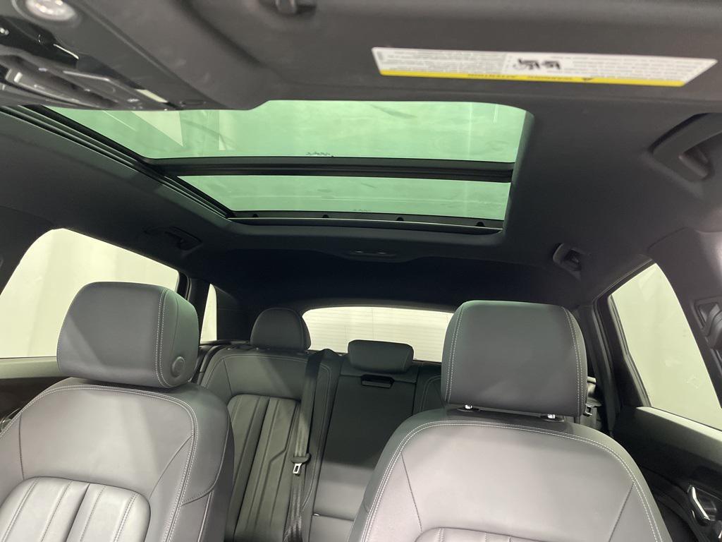 used 2022 Audi e-tron car, priced at $29,595