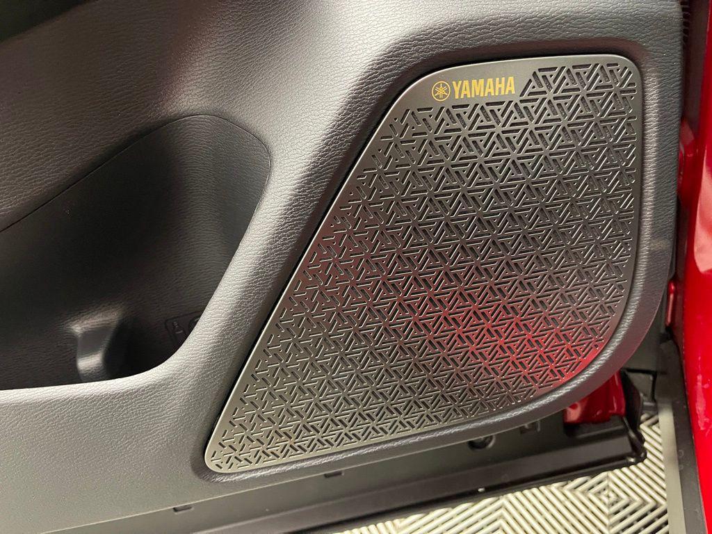 new 2025 Mitsubishi Outlander car, priced at $37,755