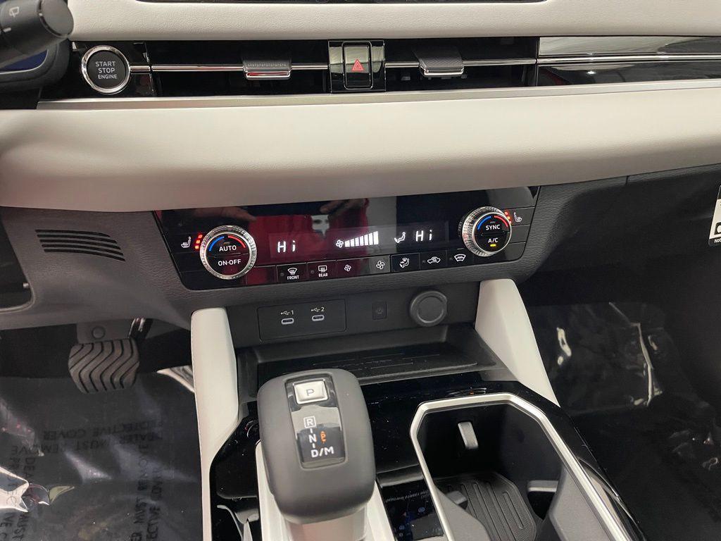 new 2025 Mitsubishi Outlander car, priced at $37,755